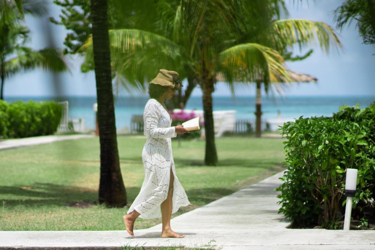 Antigua Village Beach Resort Dickenson Bay Exterior photo